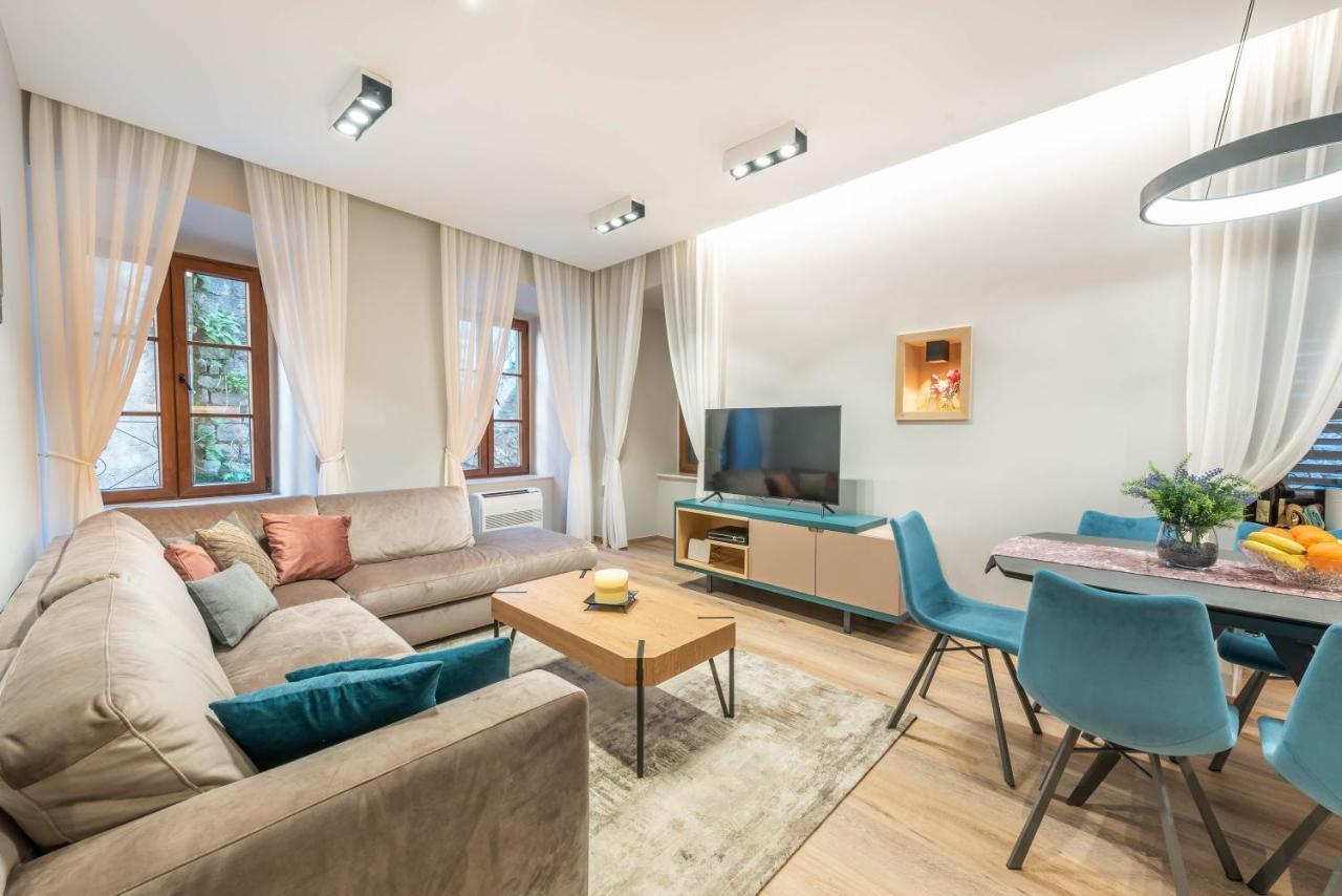 Sasha Di Cattaro - Old Town Lux Apartment מראה חיצוני תמונה